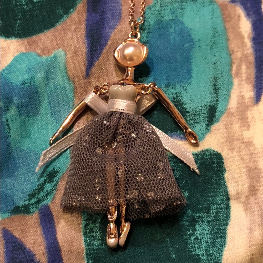 Gorgeous Ballerina Necklace!